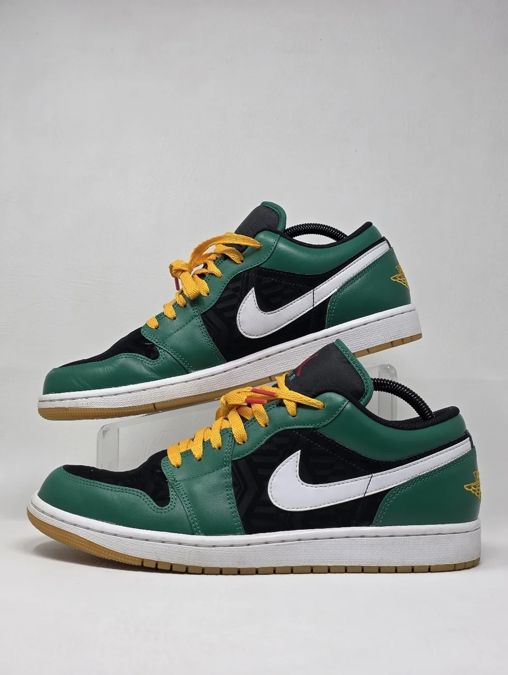 Nike Air Jordan 1 Low Holiday Special Men's Size 11 Athletic Shoes DQ8422-300